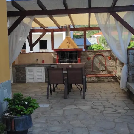 House Kallisti Holiday home *